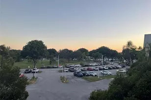 6201 N Falls Cir Dr, Lauderhill, FL 33319 - Photo 5