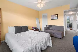 3930 Oaks Clubhouse Dr, Pompano Beach, FL 33069 - Photo 17