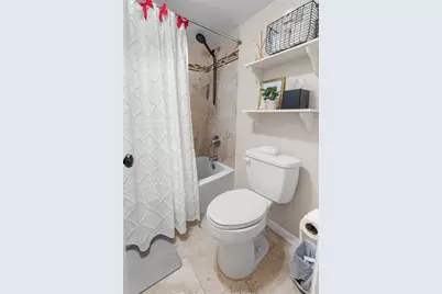 3930  Oaks Clubhouse Dr, Unit #304, Pompano Beach, FL 33069 - Photo 27