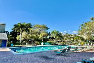 2112 S Cypress Bend Dr, Pompano Beach, FL 33069 - Photo 15