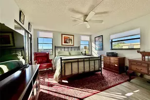 2112 S Cypress Bend Dr, Pompano Beach, FL 33069 - Photo 9