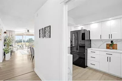 8900  Washington Blvd, Unit #Ph11, Hollywood, FL 33025 - Photo 9