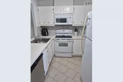 560 SE 2nd Ave, Unit #H2, Deerfield Beach, FL 33441 - Photo 13