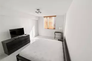 2775 NE 187th St, Miami, FL 33180 - Photo 3