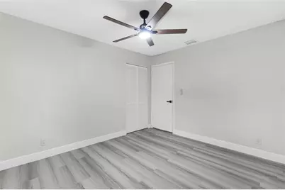 1164 NW 45th Ter, Lauderhill, FL 33313 - Photo 13