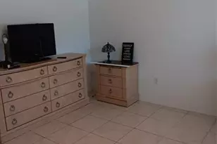 1110 N Riverside Dr, Pompano Beach, FL 33062 - Photo 7