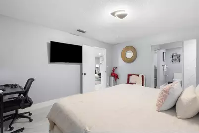 9502 SW 1st Ct, Coral Springs, FL 33071 - Photo 11