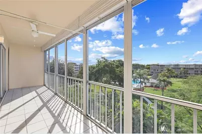 4650  Washington St, Unit #504, Hollywood, FL 33021 - Photo 1