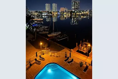 400  Golden Isles Dr, Unit #36, Hallandale Beach, FL 33009 - Photo 27