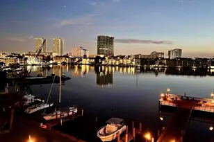 400 Golden Isles Dr, Hallandale Beach, FL 33009 - Photo 29