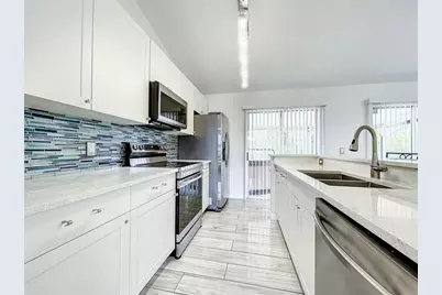 2887 SW Ann Arbor Rd, Port Saint Lucie, FL 34953 - Photo 9