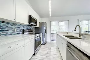 2887 SW Ann Arbor Rd, Port Saint Lucie, FL 34953 - Photo 9