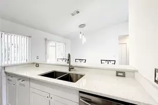 2887 SW Ann Arbor Rd, Port Saint Lucie, FL 34953 - Photo 11