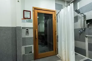 1900 N Bayshore Dr, Miami, FL 33132 - Photo 13