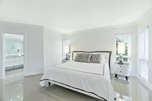 2950 N Palm Aire Dr, Pompano Beach, FL 33069 - Photo 13