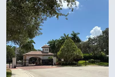 187 SE Via Sangro, Port Saint Lucie, FL 34952 - Photo 47