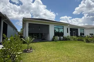 187 SE Via Sangro, Port Saint Lucie, FL 34952 - Photo 33