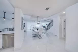 1112 NE 17th Way, Fort Lauderdale, FL 33304 - Photo 23