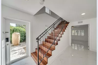 1112 NE 17th Way, Unit #1112, Fort Lauderdale, FL 33304 - Photo 5