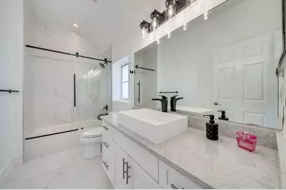 1112 NE 17th Way, Unit #1112, Fort Lauderdale, FL 33304 - Photo 35