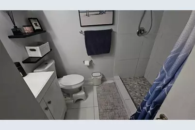 1031 SW 83rd Ave, North Lauderdale, FL 33068 - Photo 5