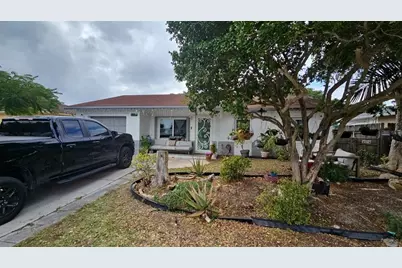 1031 SW 83rd Ave, North Lauderdale, FL 33068 - Photo 1