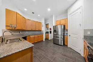 7302 NW 111th Way, Parkland, FL 33076 - Photo 11