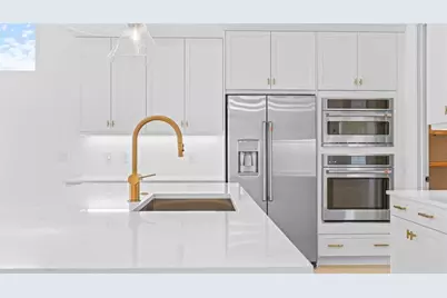 8365 SW Piacenza Way, Port Saint Lucie, FL 34987 - Photo 11