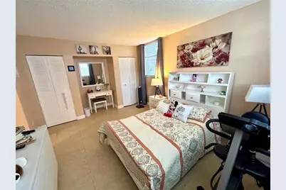 3150  Holiday Springs Boulevard, Unit #8-101, Margate, FL 33063 - Photo 17
