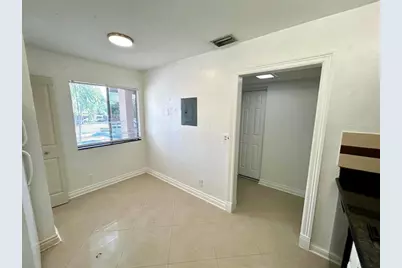 7931  Southgate Blvd, Unit #E8, North Lauderdale, FL 33068 - Photo 11