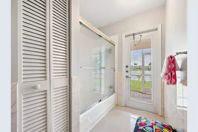 1011 NW 193rd Ave, Pembroke Pines, FL 33029 - Photo 21