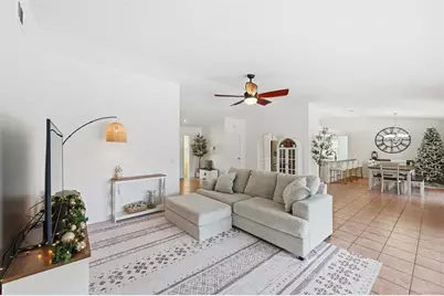 2360 SE Bordeaux Ct, Port Saint Lucie, FL 34952 - Photo 9