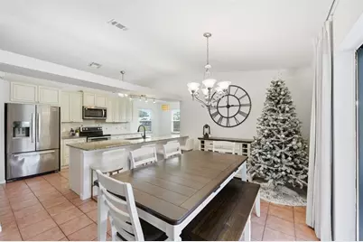 2360 SE Bordeaux Ct, Port Saint Lucie, FL 34952 - Photo 7