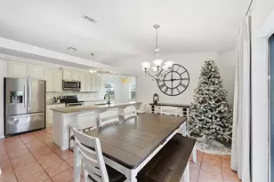 2360 SE Bordeaux Ct, Port Saint Lucie, FL 34952 - Photo 7