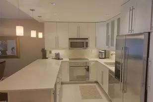 19370 Collins Ave, Sunny Isles Beach, FL 33160 - Photo 3