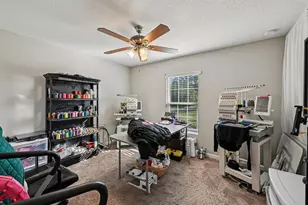 593 NW Avon Ave, Port Saint Lucie, FL 34983 - Photo 13