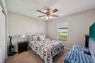 593 NW Avon Ave, Port Saint Lucie, FL 34983 - Photo 15