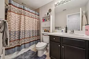 593 NW Avon Ave, Port Saint Lucie, FL 34983 - Photo 17