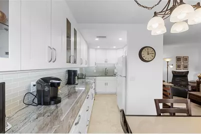 210  Oakridge N, Unit #210, Deerfield Beach, FL 33442 - Photo 5