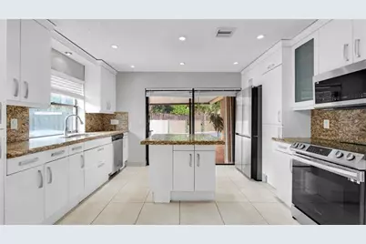 7659  Sierra Ter, Boca Raton, FL 33433 - Photo 13