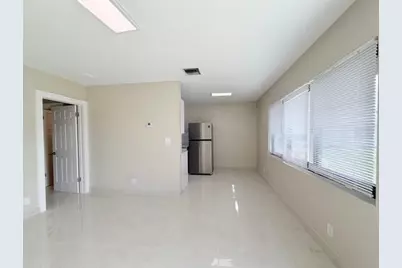 53 NE 16th Pl, Unit #2, Fort Lauderdale, FL 33305 - Photo 11