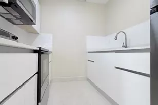 53 NE 16th Pl, Fort Lauderdale, FL 33305 - Photo 9