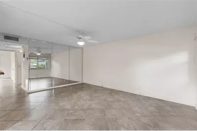 1081  Westbury H, Unit #1081, Deerfield Beach, FL 33442 - Photo 3