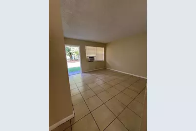 437 NW 9th Ave, Unit #2, Fort Lauderdale, FL 33311 - Photo 5