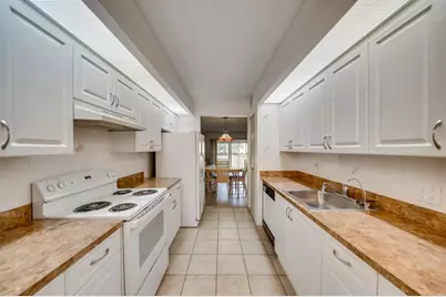 13105 SW 16th Ct, Unit #209L, Pembroke Pines, FL 33027 - Photo 23