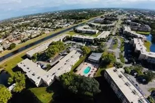 9101 Sunrise Lakes Blvd, Sunrise, FL 33322 - Photo 7