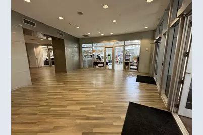 1750 N Bayshore Dr, Unit #2606, Miami, FL 33132 - Photo 21