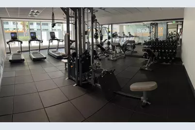 1750 N Bayshore Dr, Unit #2606, Miami, FL 33132 - Photo 19