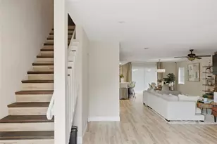 4337 Coral Springs Dr, Coral Springs, FL 33065 - Photo 5