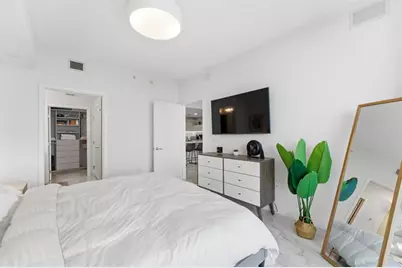 16385  Biscayne Blvd, Unit #2516, North Miami Beach, FL 33160 - Photo 21